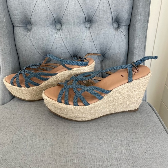 Vintage Foundry Sandals Size 8.5 - Picture 2 of 5